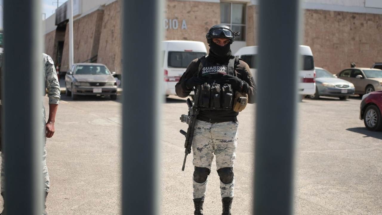 El proceso se encuentra en la etapa de investigación complementaria, por lo que tanto el Ministerio Público Federal deberá aportar las pruebas de cargo y los abogados defensores las de inocencia