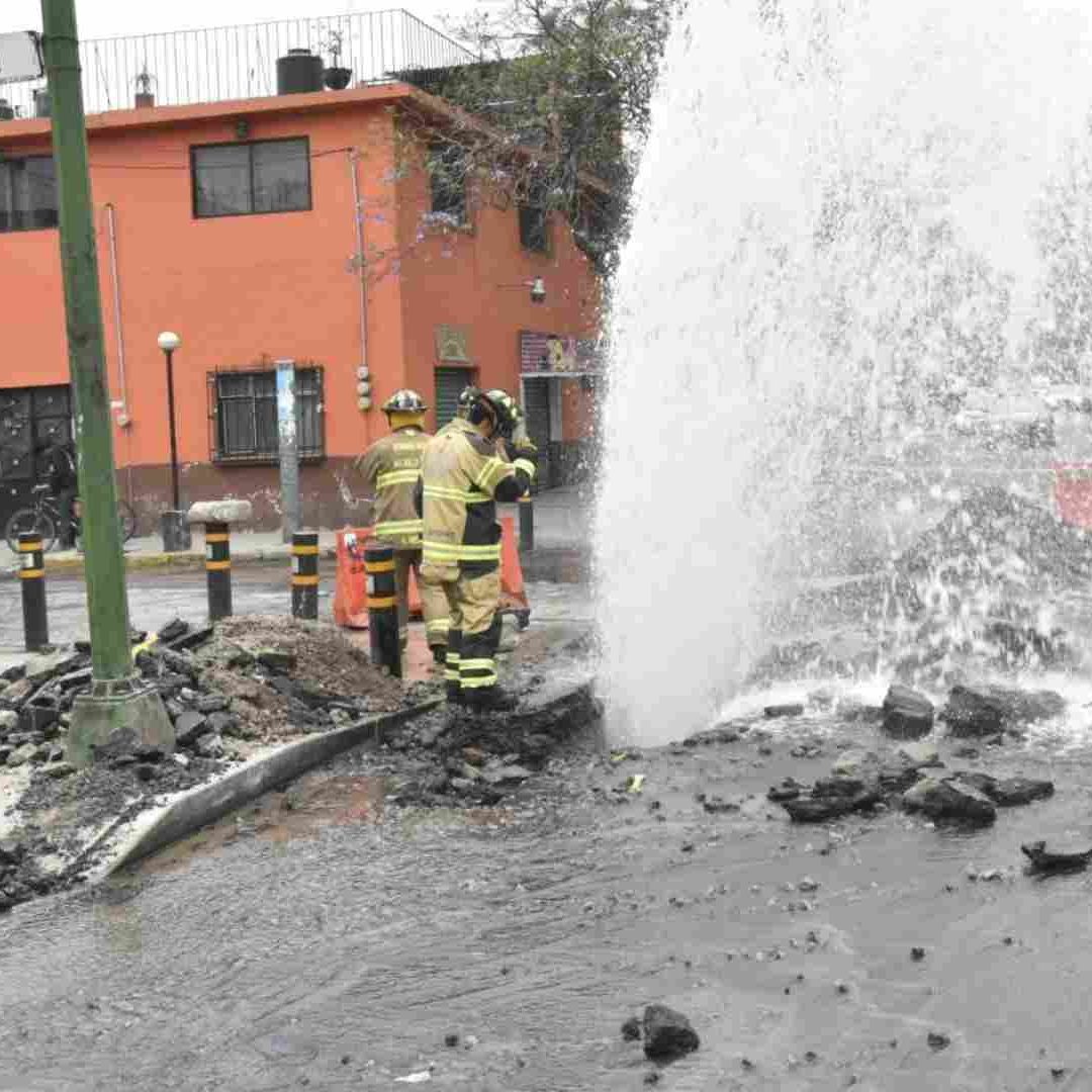 Fuga de agua potable en la alcaldía Gustavo A. Madero en 2016