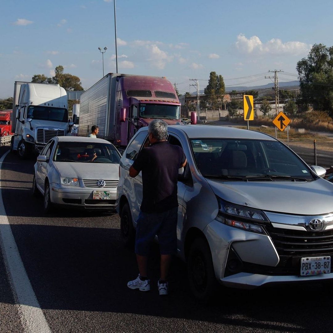 Bloqueo de agricultores en carretera Celaya-Querétaro, del 3 de diciembre 2025