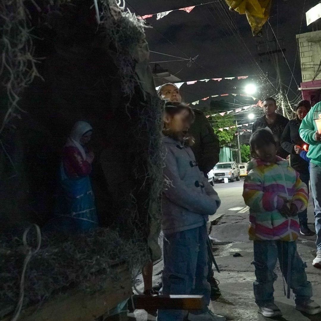 Oraciones y cantos para las posadas 2025