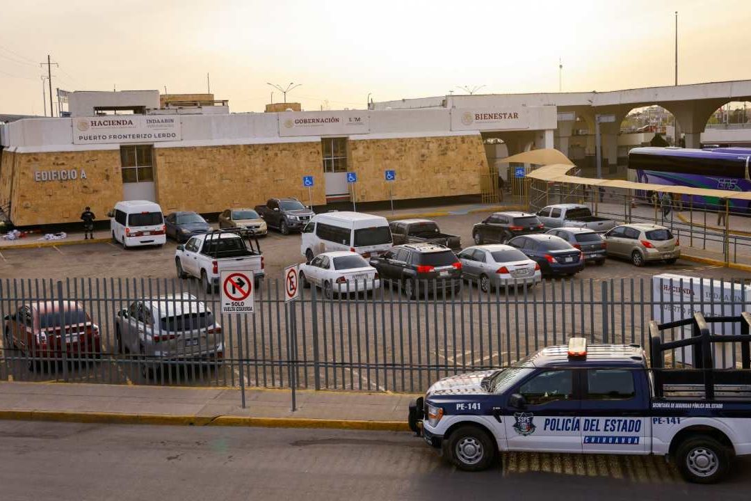 Detienen a funcionario del INM por incendio en Ciudad Juárez
