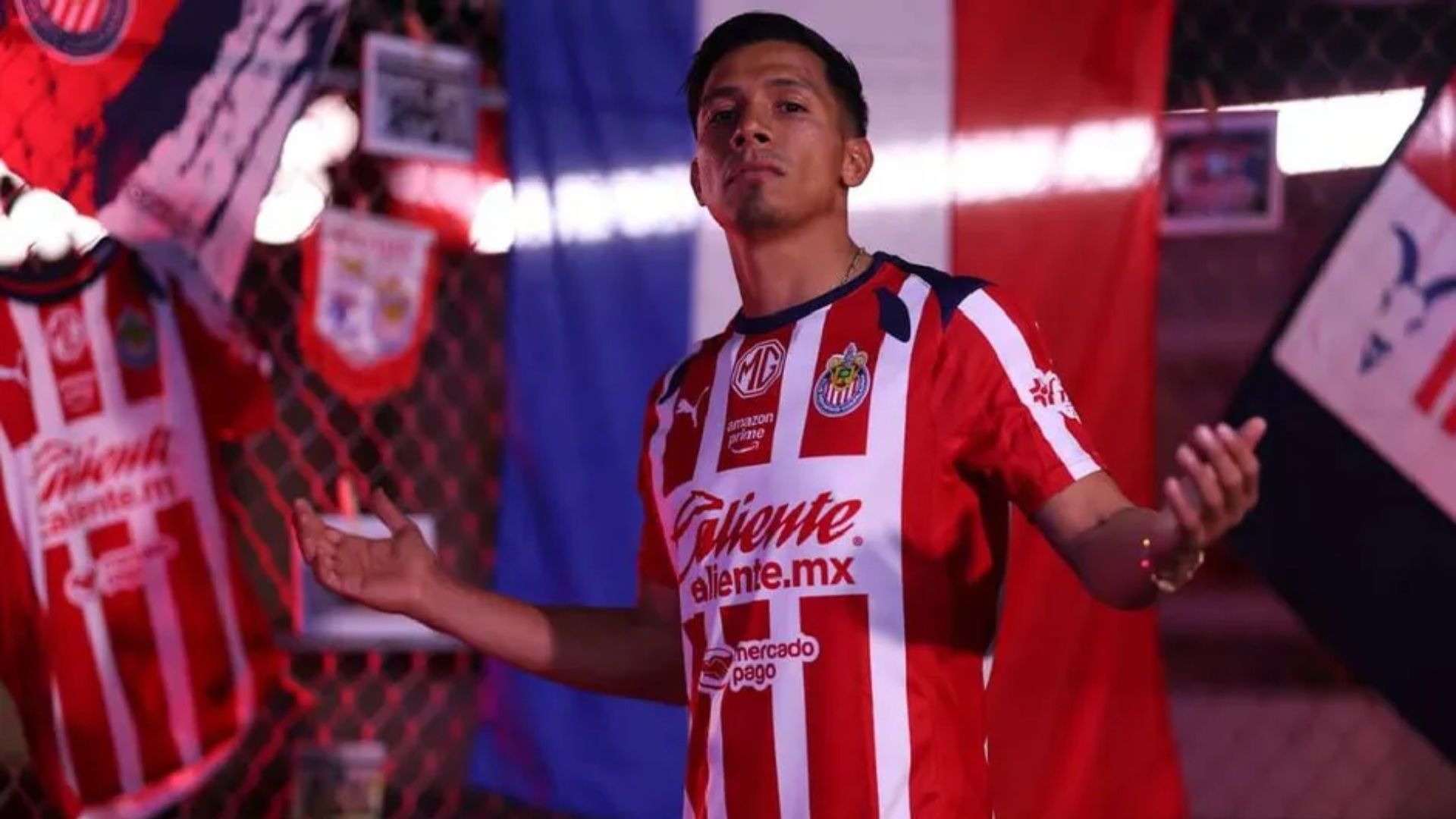 Ángel Sepúlveda fichó con Cruz Azul en 2023 y ahora llega a Chivas.
