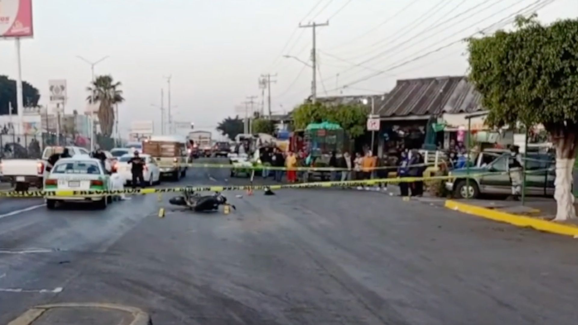 Dos Personas Fueron Asesinadas Dentro de Una Bodega en la Central de Abastos en Celaya, Guanajuato. Foto: N+