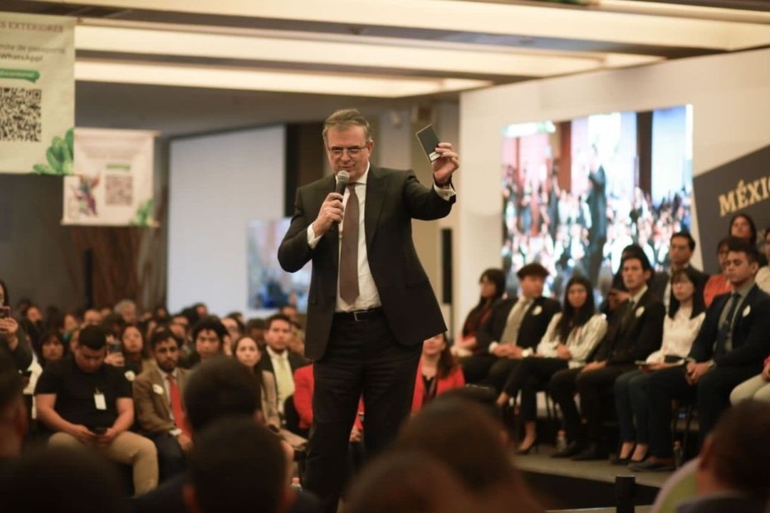 Marcelo Ebrard pide a Estados Unidos entregar informe de espionaje.
