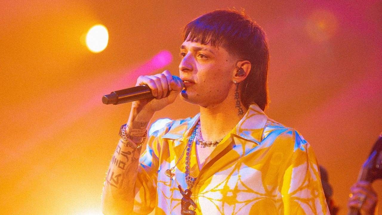 ¿Cuáles son las canciones más famosas de Peso Pluma?