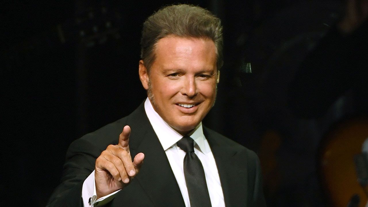 Luis Miguel publicó las fechas y ciudades que visitará desde el 3 de agosto hasta el 17 de diciembre de este 2023 en el ¨Luis Miguel Tour¨