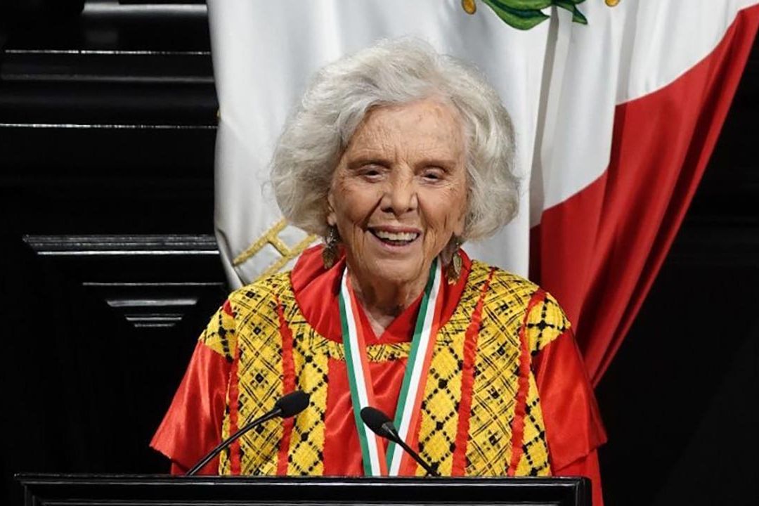 Elena Poniatowska Recibe Mellada Belisario Domínguez