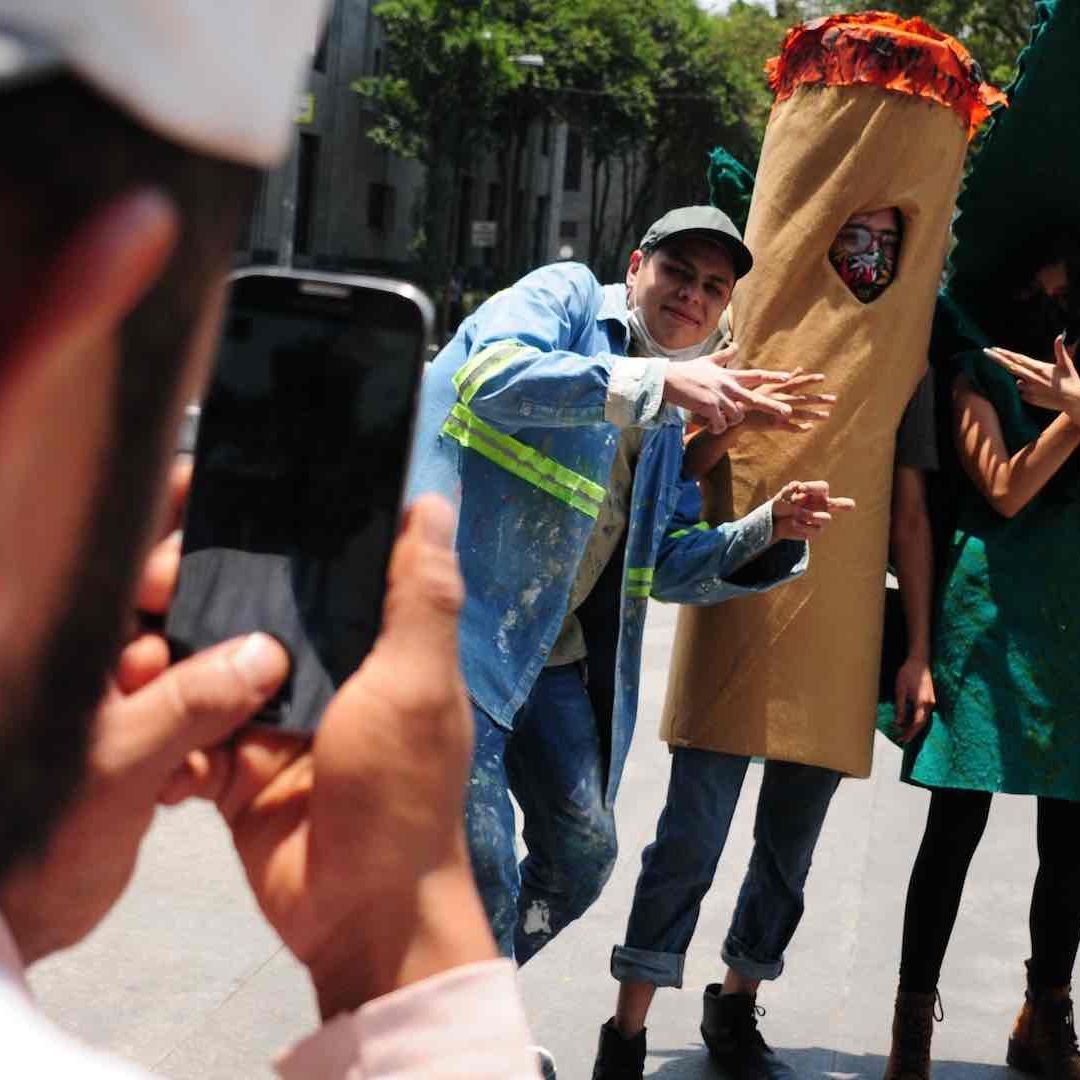 La Ley General de Salud, establece que una persona puede llevar consigo hasta 5 gramos de cannabis