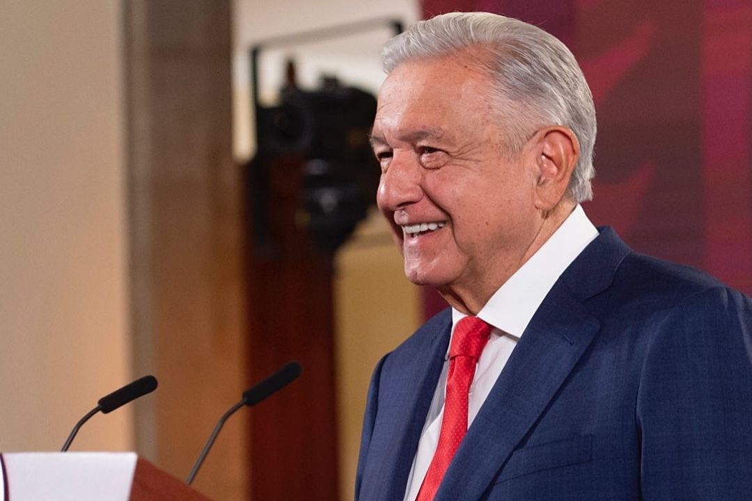 El presidente Andrés Manuel López Obrador presenta su mañanera desde Palacio Nacional