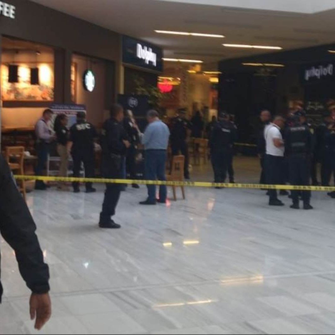 El lugar del ataque fue acordonado por policías capitalinos
