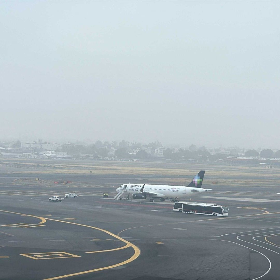 Neblina en el aeropuerto.