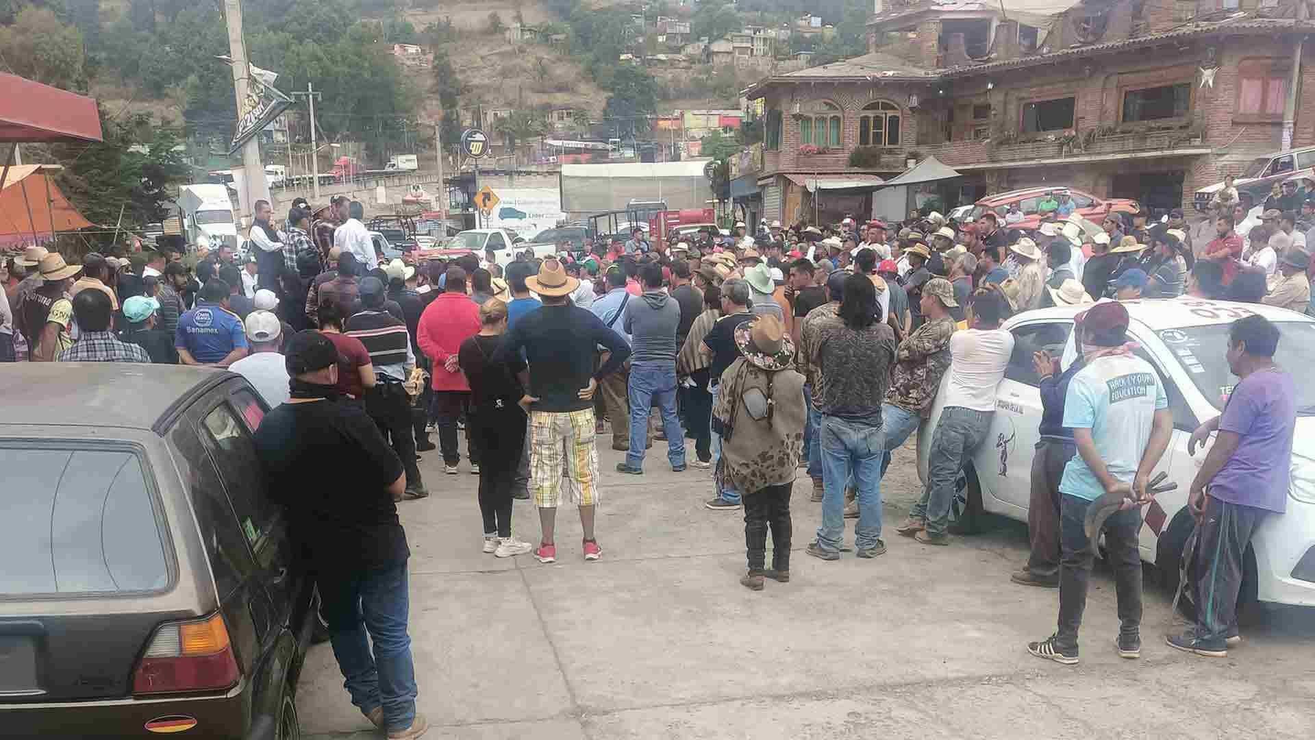 Bloqueo en la carretera a Tenencingo