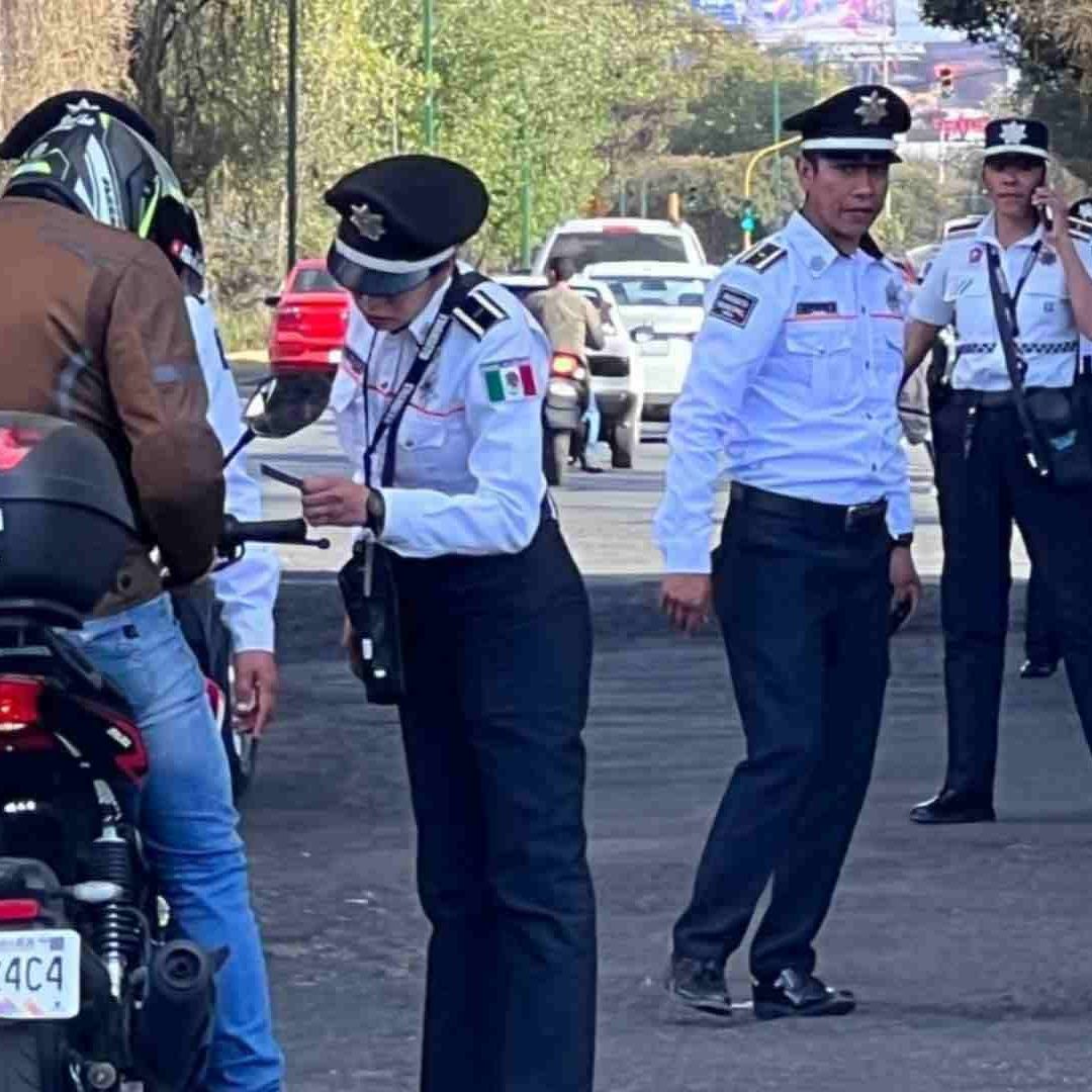 Revisiones a motociclistas en Toluca