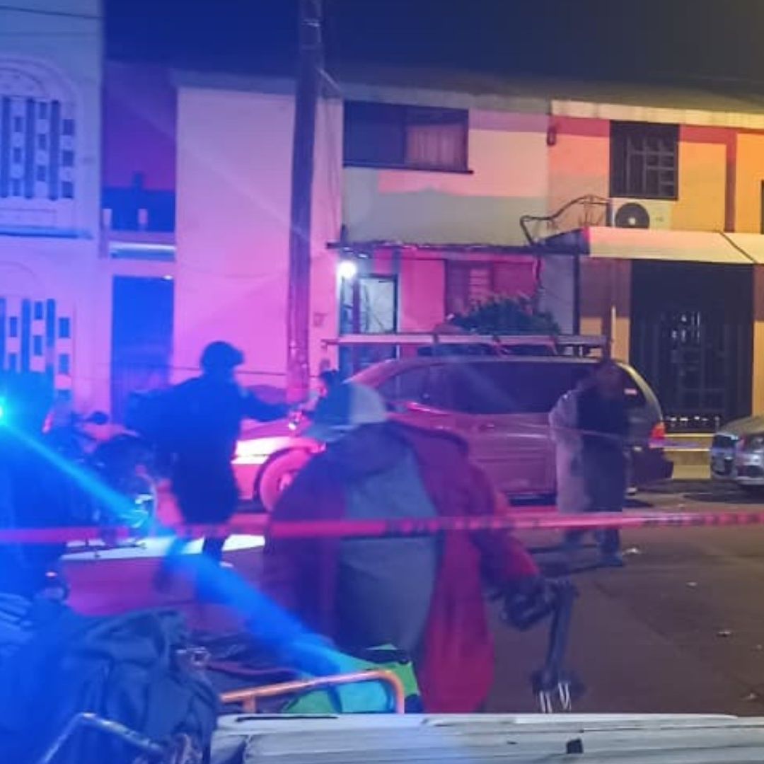Zona de homicidio acordonada