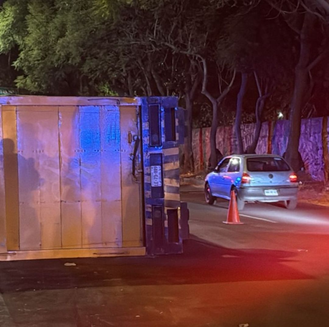Qué Pasó en Avenida Acueducto de Guadalupe Hombre Muere Aplastado por Camión con Botellas de Vino en CDMX