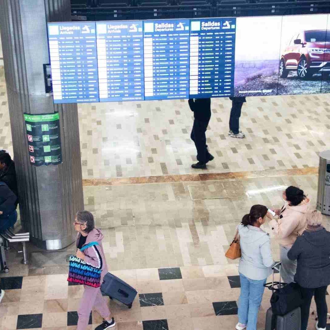 Pasajeros del AICM