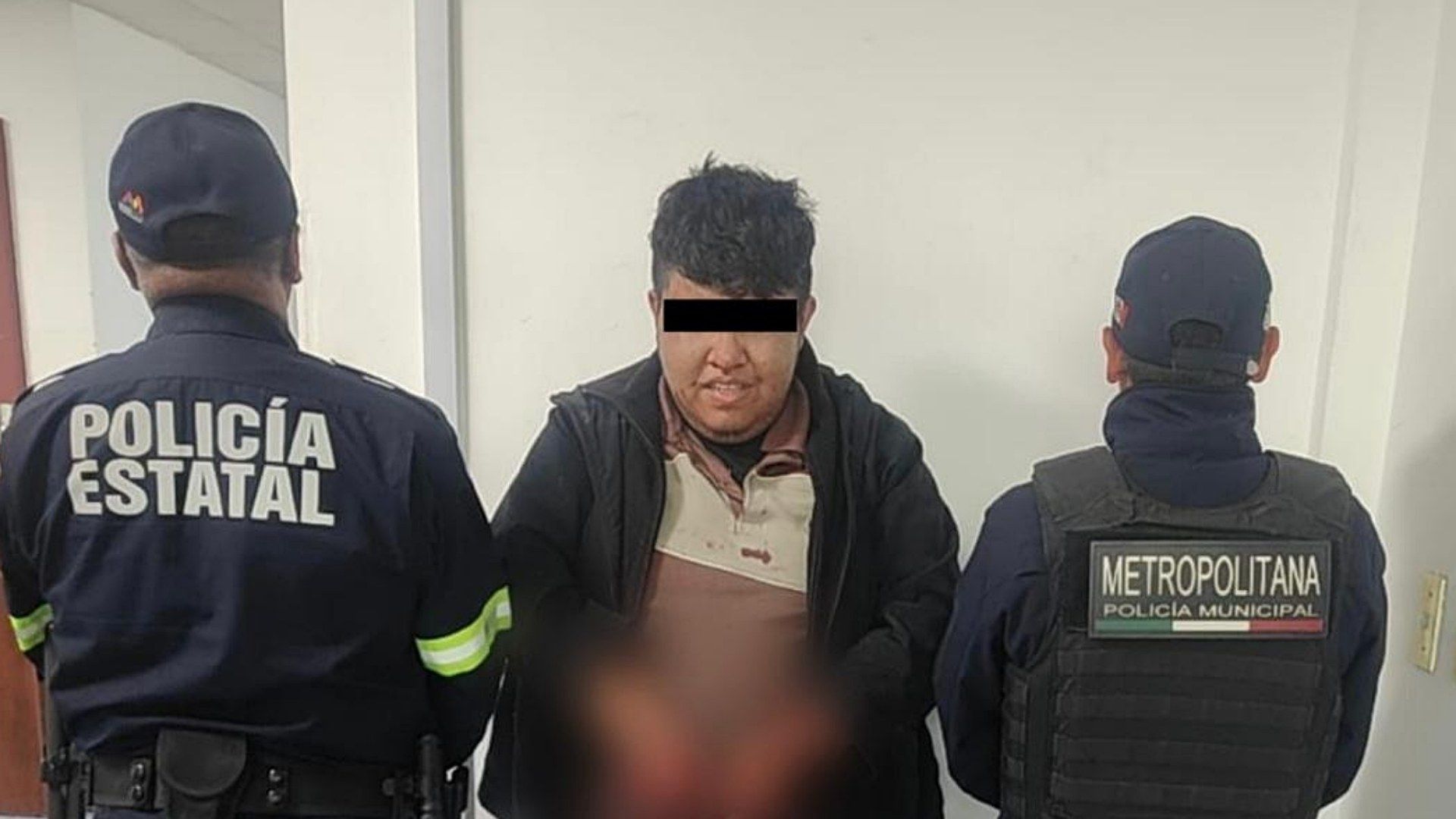Jonathan “N”, hombre detenido por agentes en Ecatepec, Edomex. Foto: Gobierno municipal