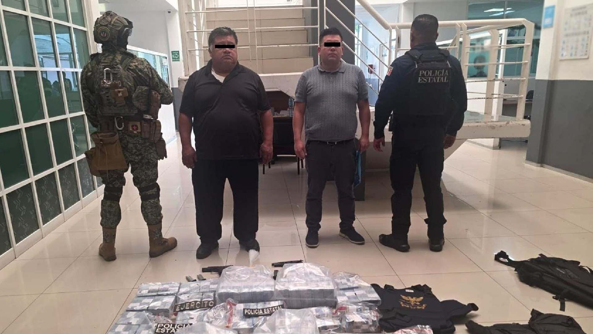 Detenidos en Naucalpan. Foto: Fiscalía de Edomex
