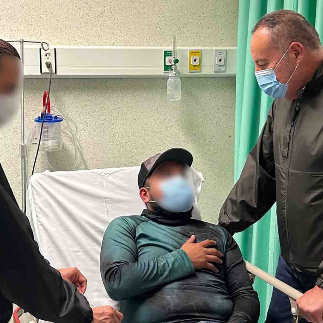 Cinco agentes fueron hospitalizados, dos permanecen en el hospital en observación