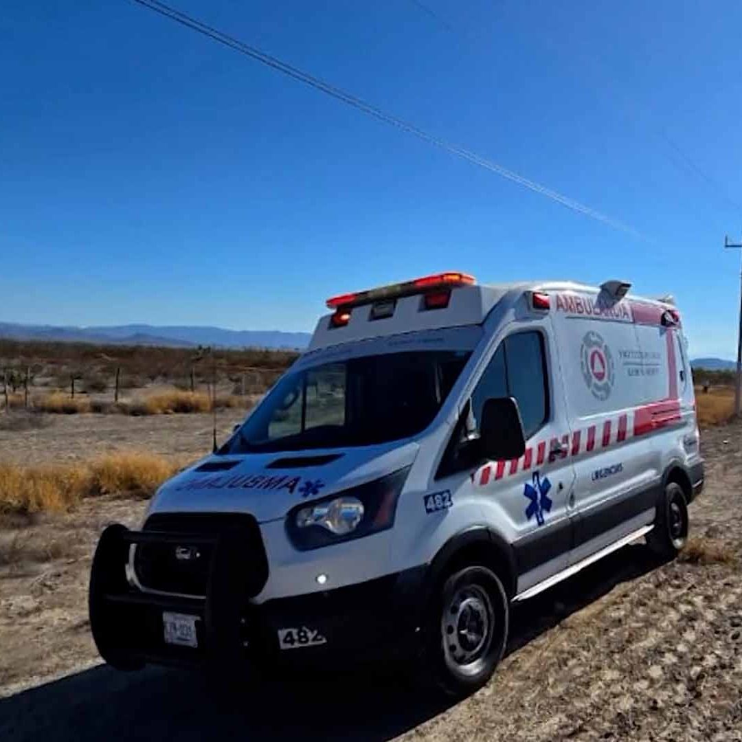 Mueren Dos Personas al Volcar en Carretera Saltillo-Monclova
