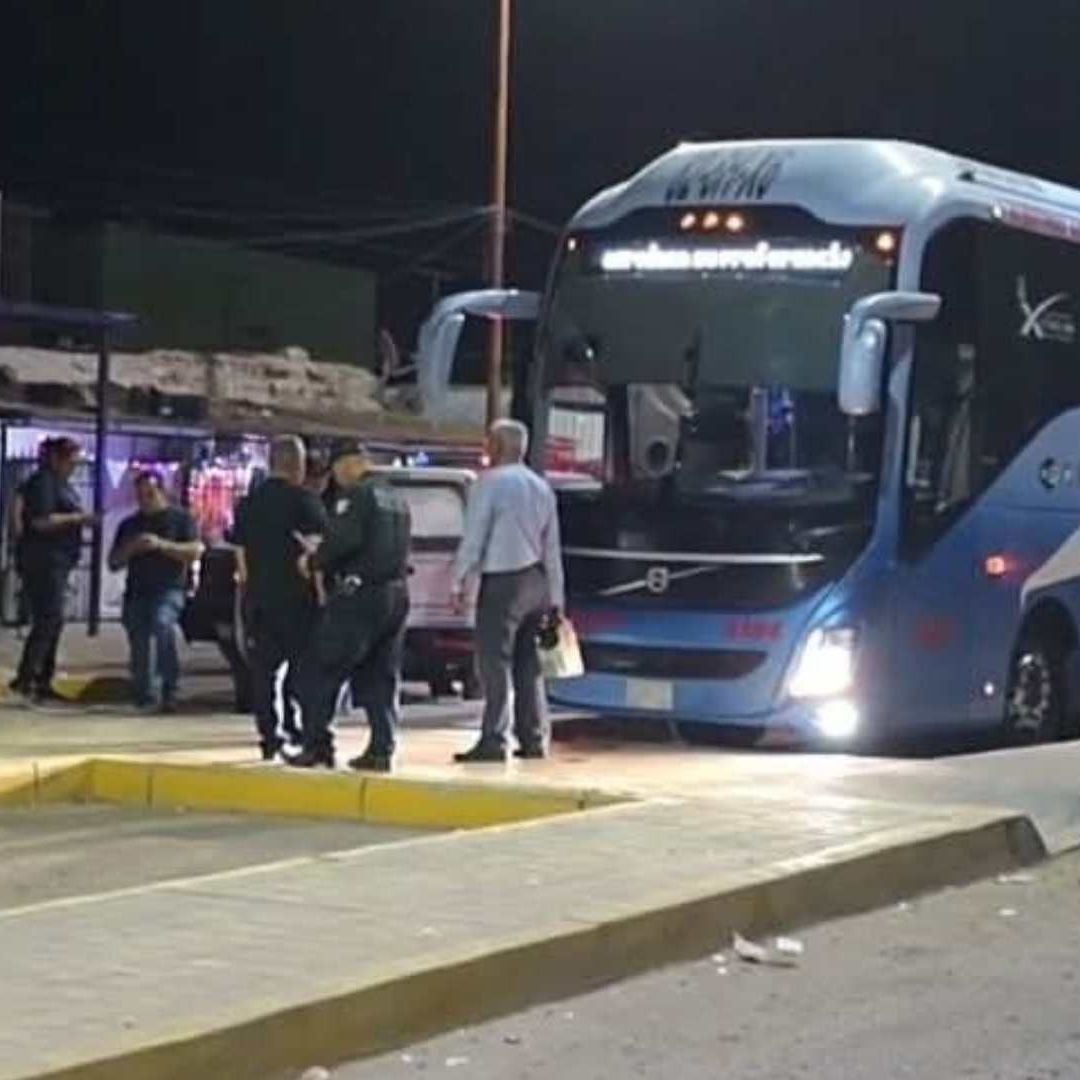 Localizan Cuerpo Sin Vida Dentro de Autobús de Pasajeros al Llegar a Empalme, Sonora