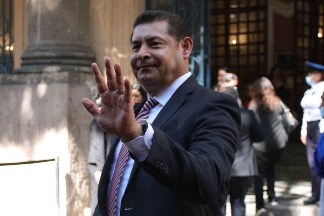 Alejandro Armenta presenta iniciativa para eliminar el INAI