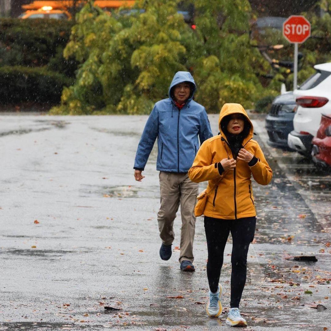 Declaran Estado de Emergencia en California por Tormenta Invernal en Víspera de Navidad