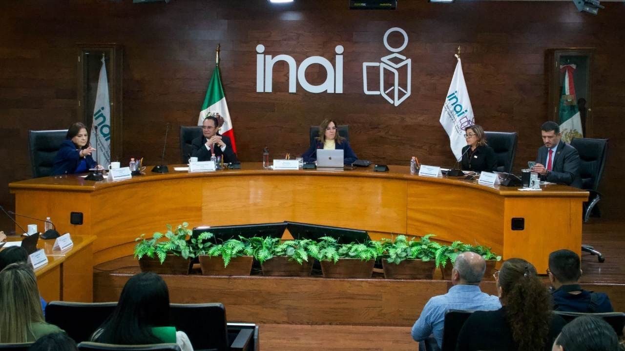 AMLO calificó al INAI como un organismo “bueno para nada” y propuso que el Poder Legislativo absorba sus funciones