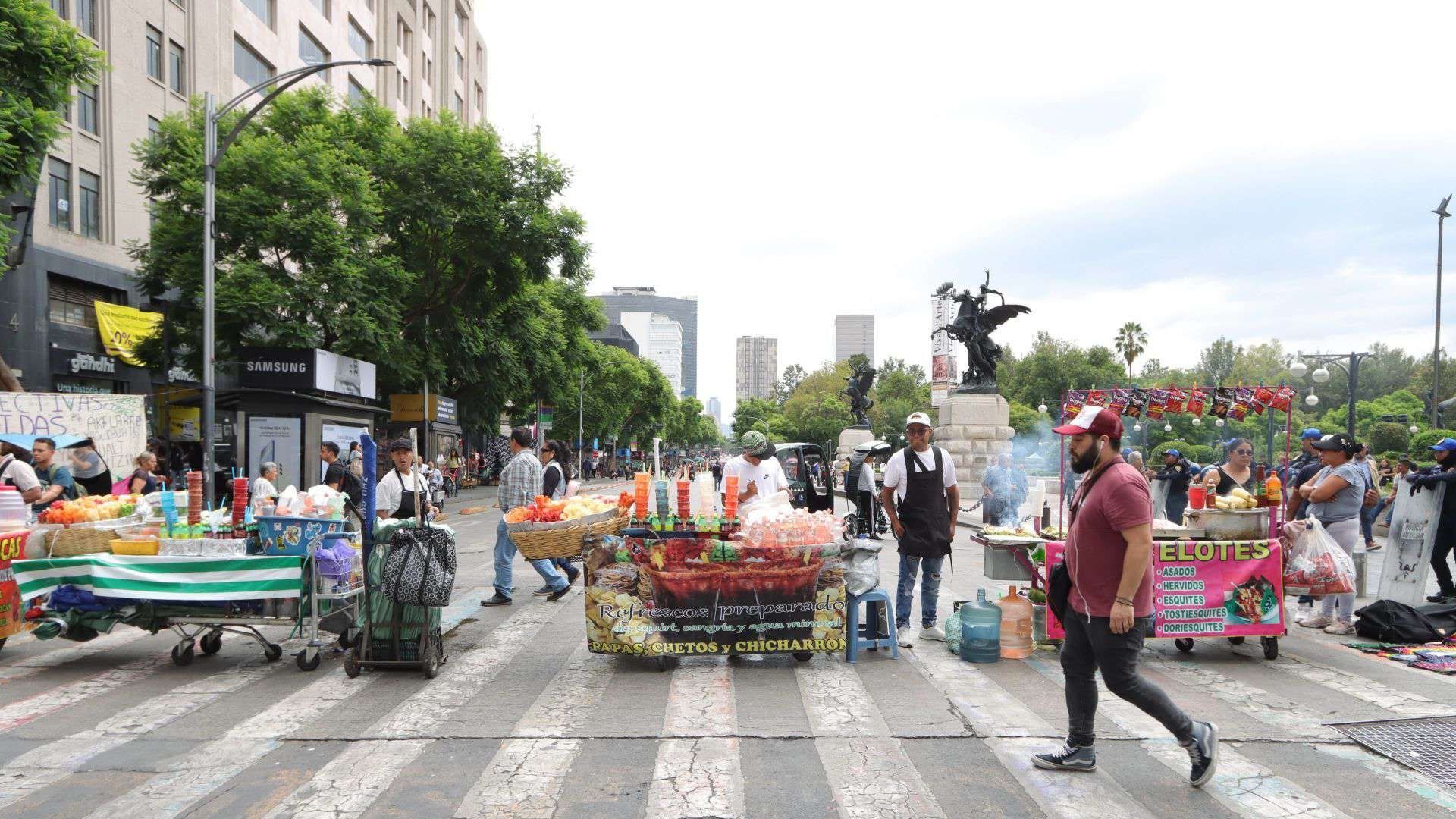 Bloqueo de comerciantes en la zona Centro de CDMX