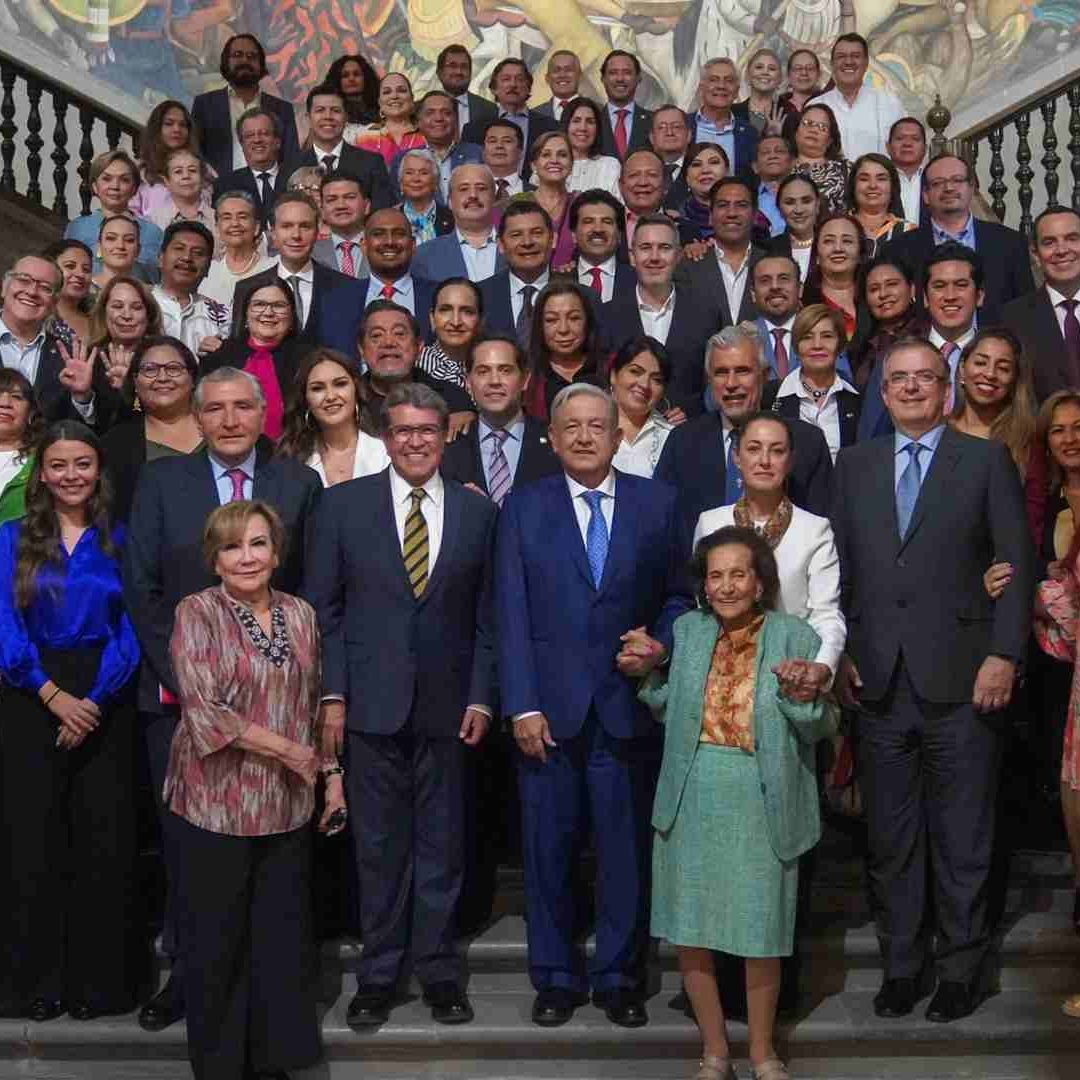 Los senadores de Morena en Palacio Nacional.