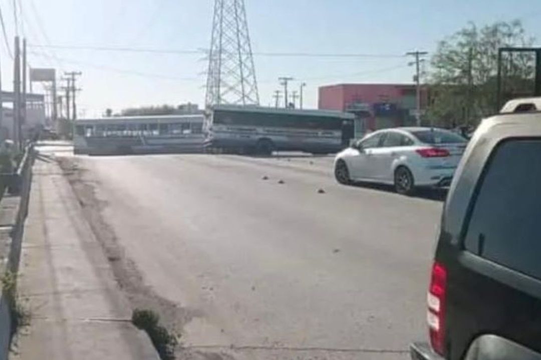 Reportan bloqueos por el crimen organizado en Tamaulipas