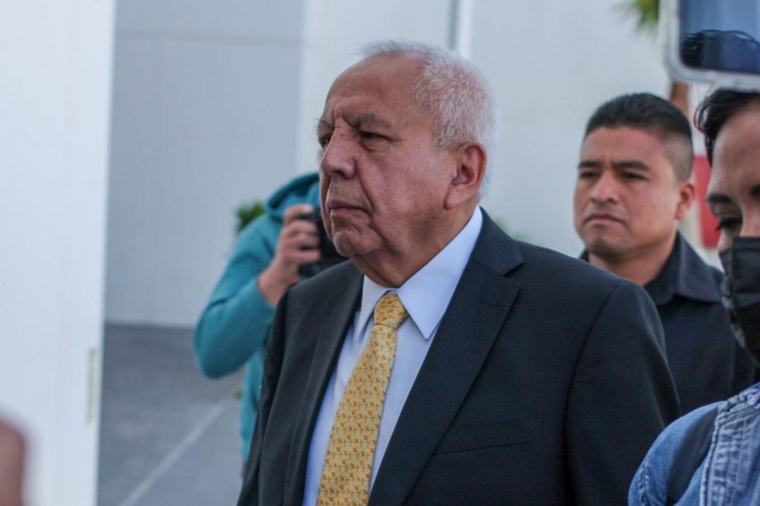 Vinculan a proceso al titular del INM por muerte de 40 migrantes