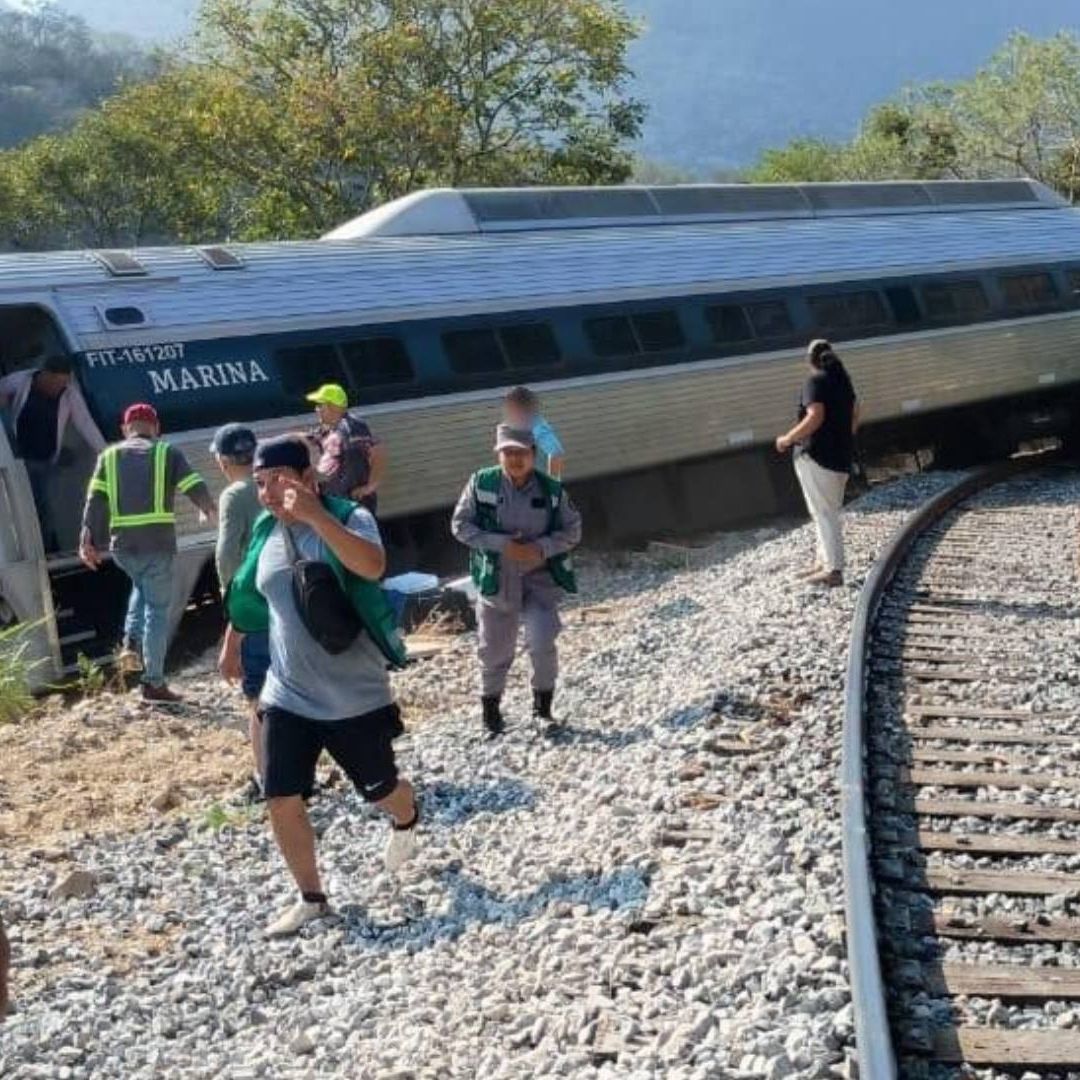 "Vimos la Gente que Gritaba": Narran el Rescate en Tren Interoceánico Descarrilado.