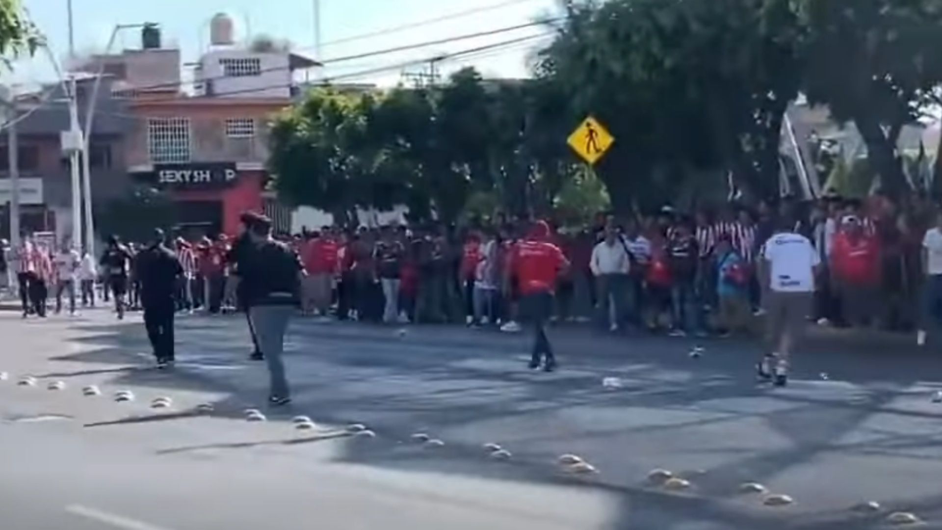 Enfrentamiento en Chivas vs Irapuato