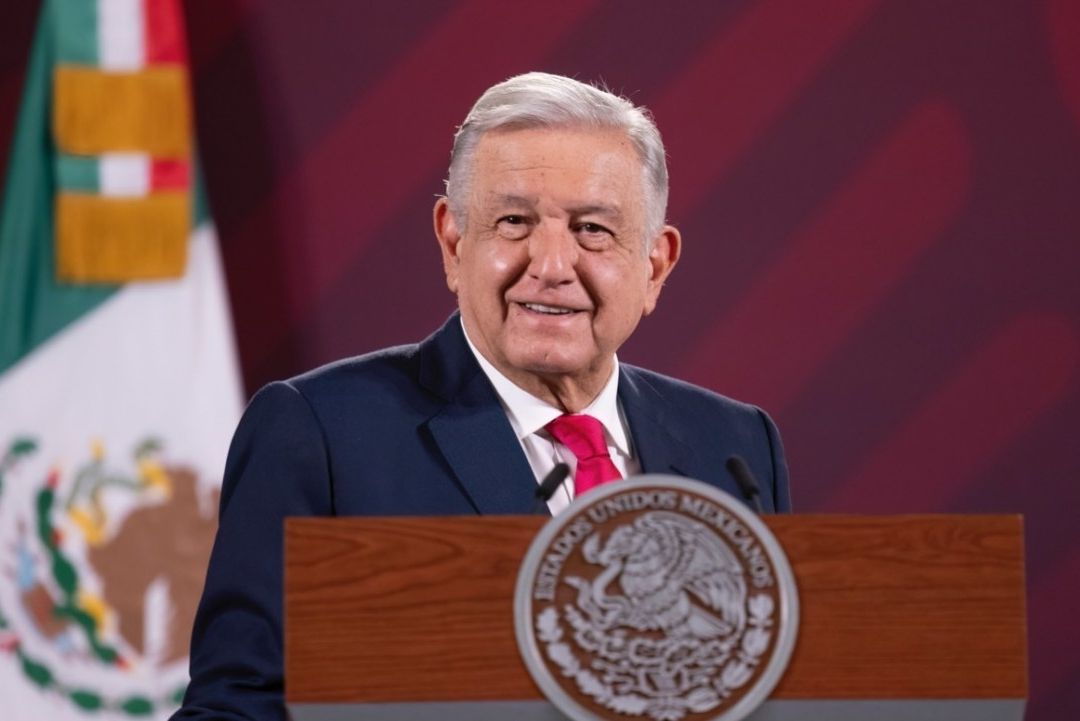 El presidente Andrés Manuel López Obrador presenta su mañanera desde Palacio Nacional