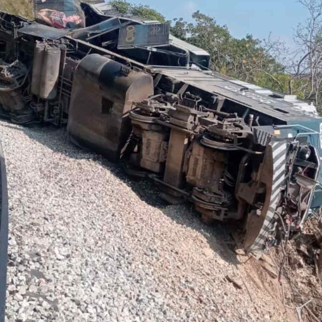 Mueren 13 personas Tras Descarrilamiento de Tren Interoceánico. Foto: Cuartoscuro