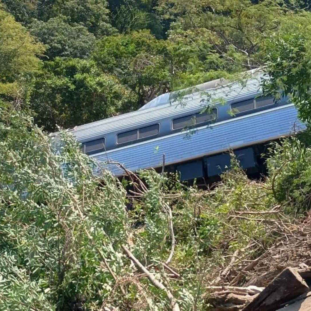 Descarrilamiento de tren interoceánico en Oaxaca