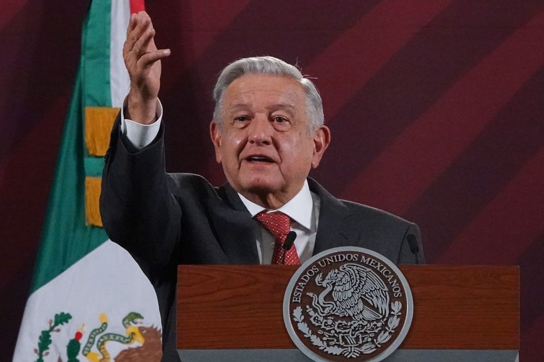 El presidente Andrés Manuel López Obrador presenta su mañanera desde Palacio Nacional