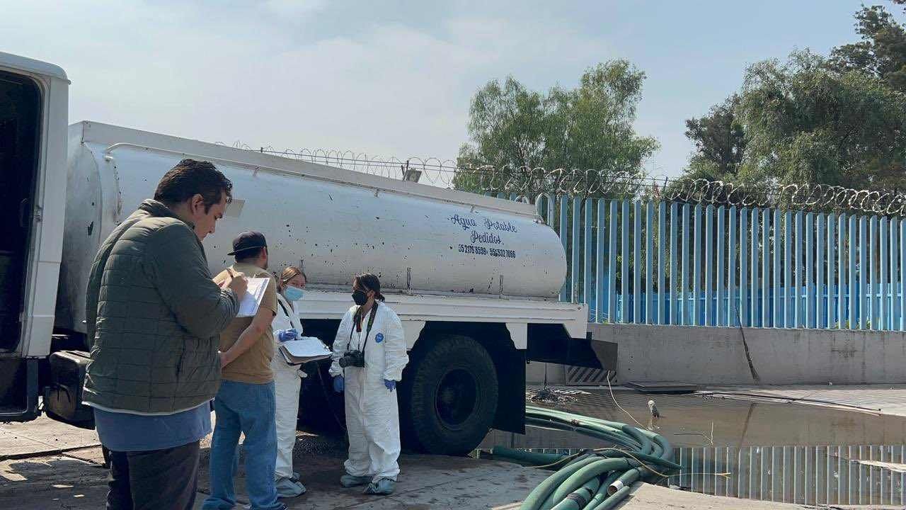 Encuentran cadáver de una mujer dentro de una pipa de agua en Coyoacán
