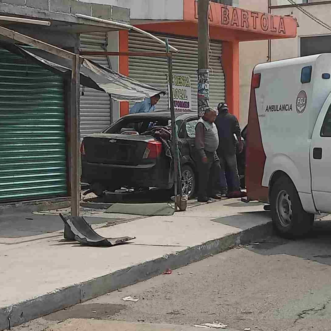Familia pierde la vida en accidente automovilístico, en Otzolotepec