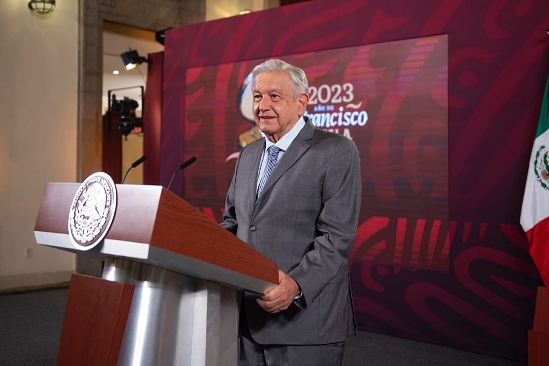 El presidente Andrés Manuel López Obrador presenta su mañanera desde Palacio Nacional