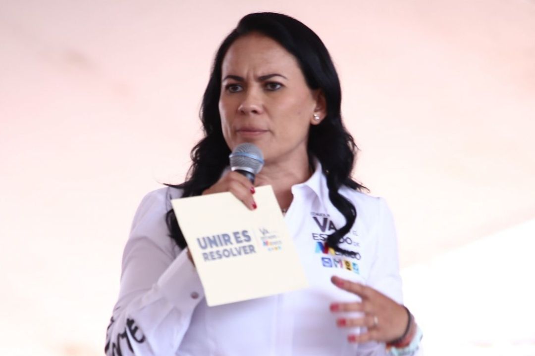 Alejandra del Moral Promete Salud y Educación en Otumba