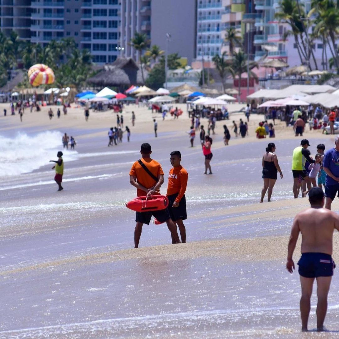 Cierran el Hotel 'Camarena' en el Puerto de Acapulco, Guerrero