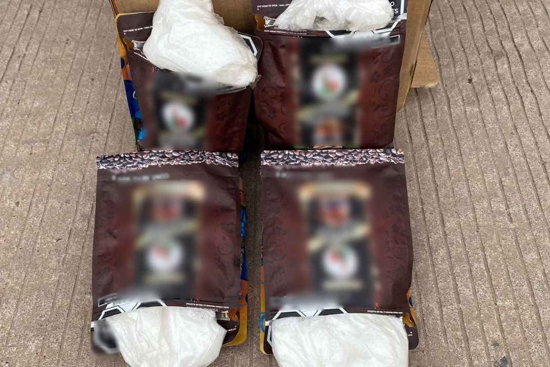 Aseguran Droga Oculta en Empaques de Café en Sinaloa