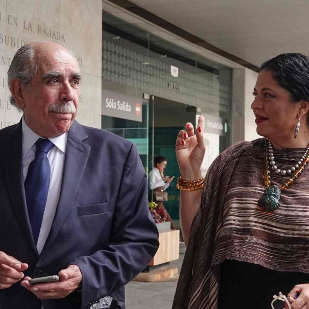 UIF Investiga Posible Lavado de Dinero a Través de Compra de Arte