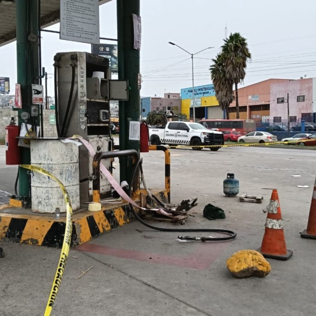 Explosión de Mina de Gas Deja Cuatro Lesionados en Bulevar Manuel J. Clouthier en Tijuana