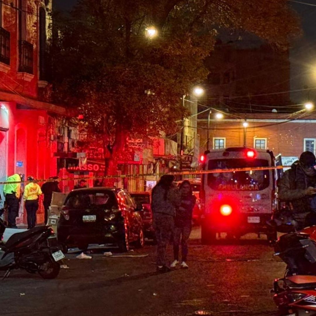 Balacera en Restaurante de Mariscos de Plaza Meave Deja Un Muerto y Un Herido