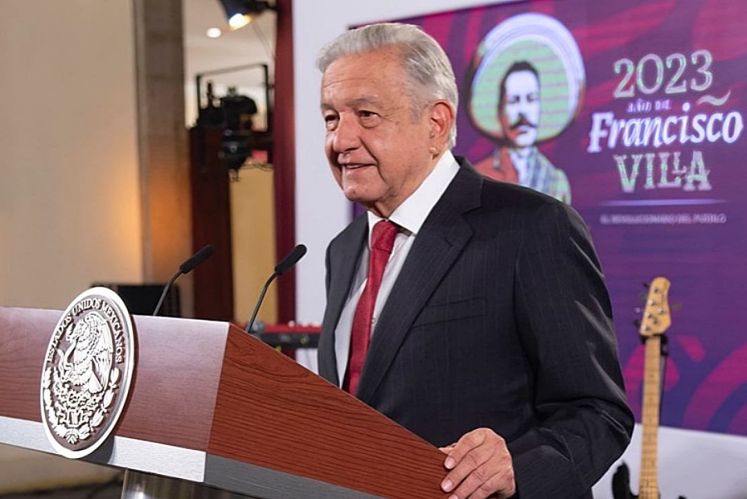 El presidente Andrés Manuel López Obrador presenta su mañanera desde Palacio Nacional