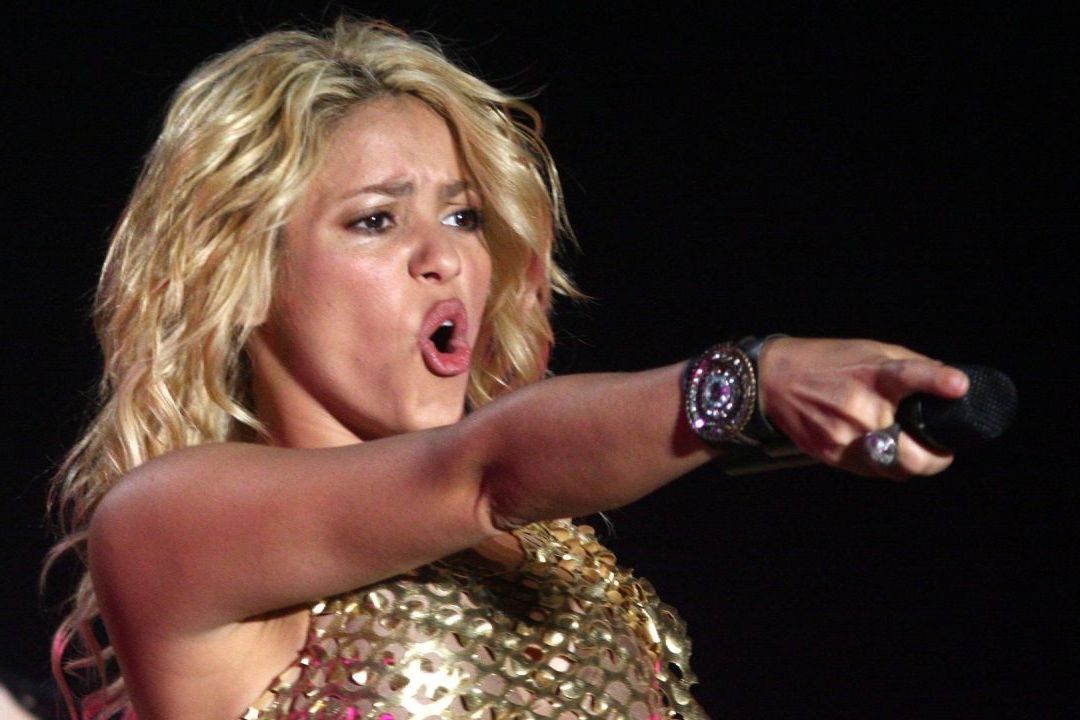 La canción acróstico de Shakira se insipira en sus hijos Milan y Sasha