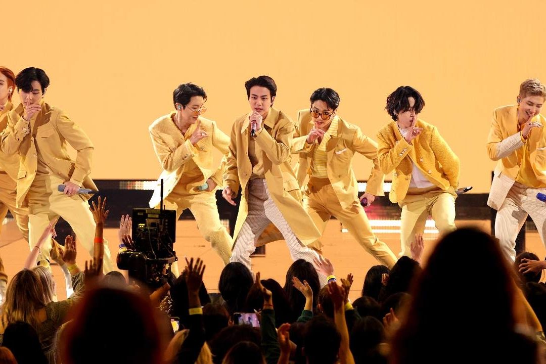 BTS en los American Awards Music Awards 2021 en Los Ángeles. Foto: AFP | Archivo